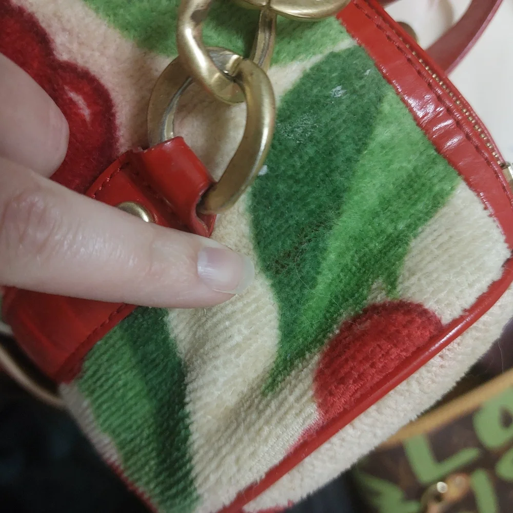 🍒send offers🍒 Juicy Couture Cherry Barrel Bag - Picture 10 of 11